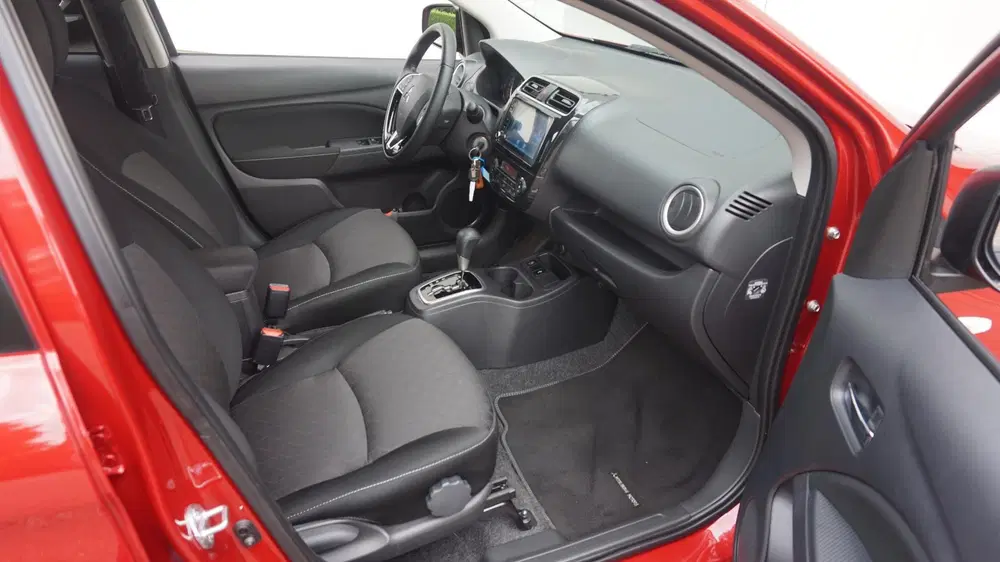 Mitsubishi Space Star 1.2 Dynamic Automaat uit 2024, foto 11