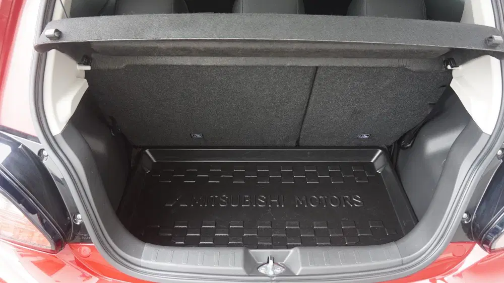 Mitsubishi Space Star 1.2 Dynamic Automaat uit 2024, foto 16