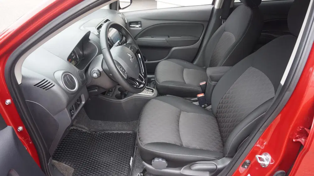 Mitsubishi Space Star 1.2 Dynamic Automaat uit 2024, foto 9