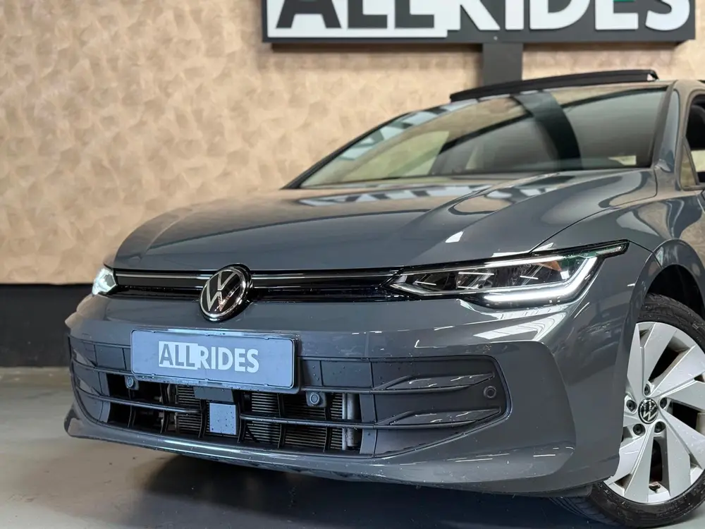 Volkswagen Golf 1.5 eHybrid Life Edition | Camera | Pano | S uit 2025, foto 3