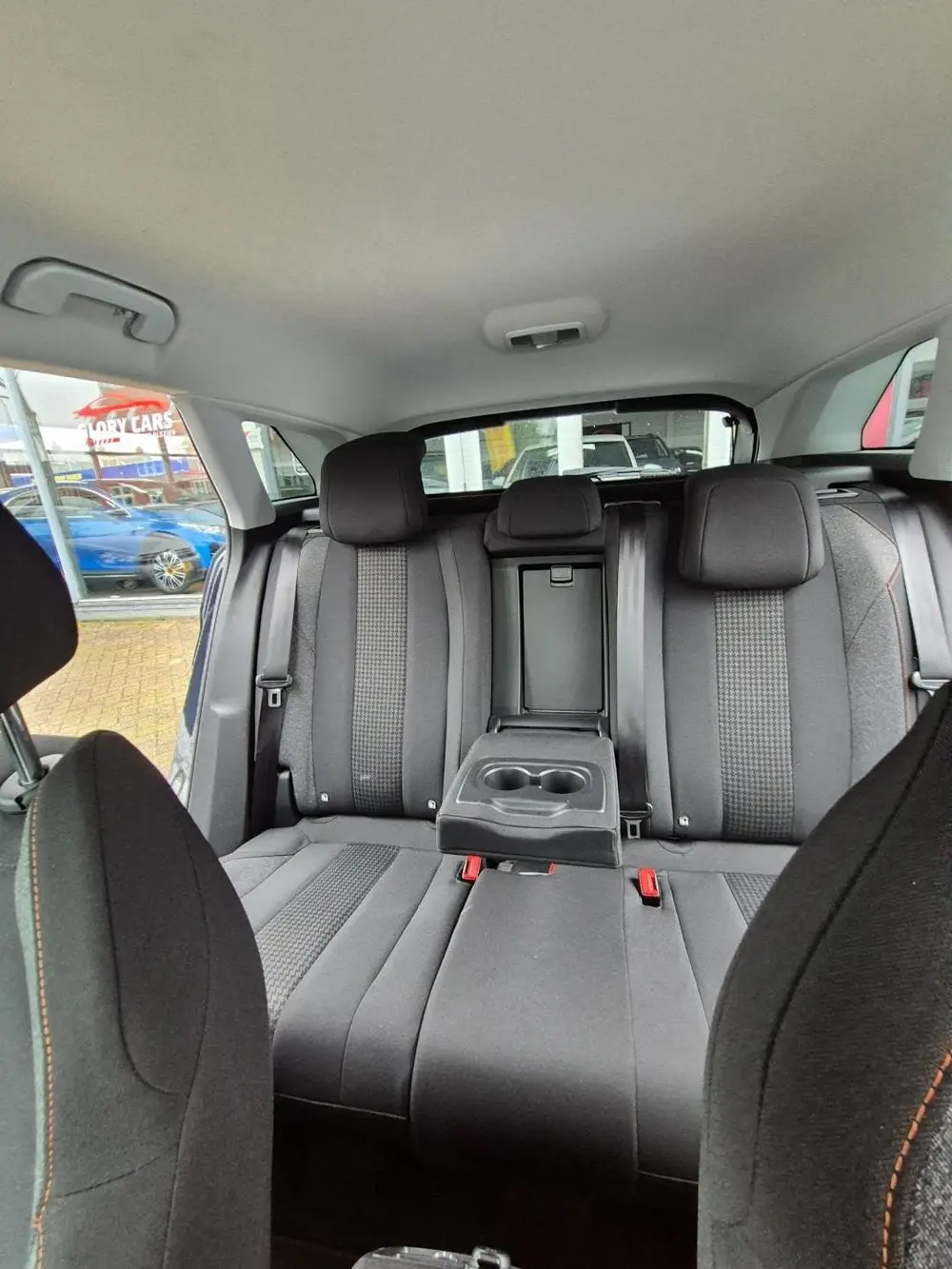 Peugeot 3008 1.2 PureTech Allure uit 2019, foto 12