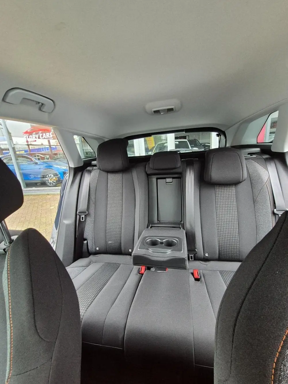 Peugeot 3008 1.2 PureTech Allure uit 2019, foto 13