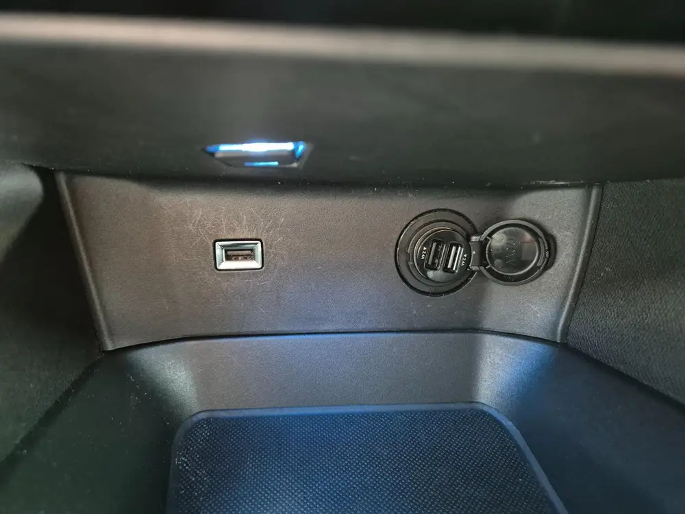 Peugeot 3008 1.2 PureTech Allure uit 2019, foto 18