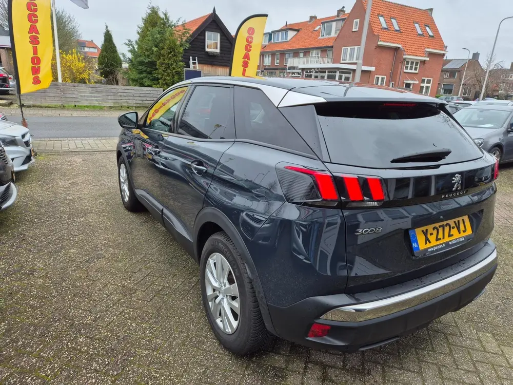 Peugeot 3008 1.2 PureTech Allure uit 2019, foto 4