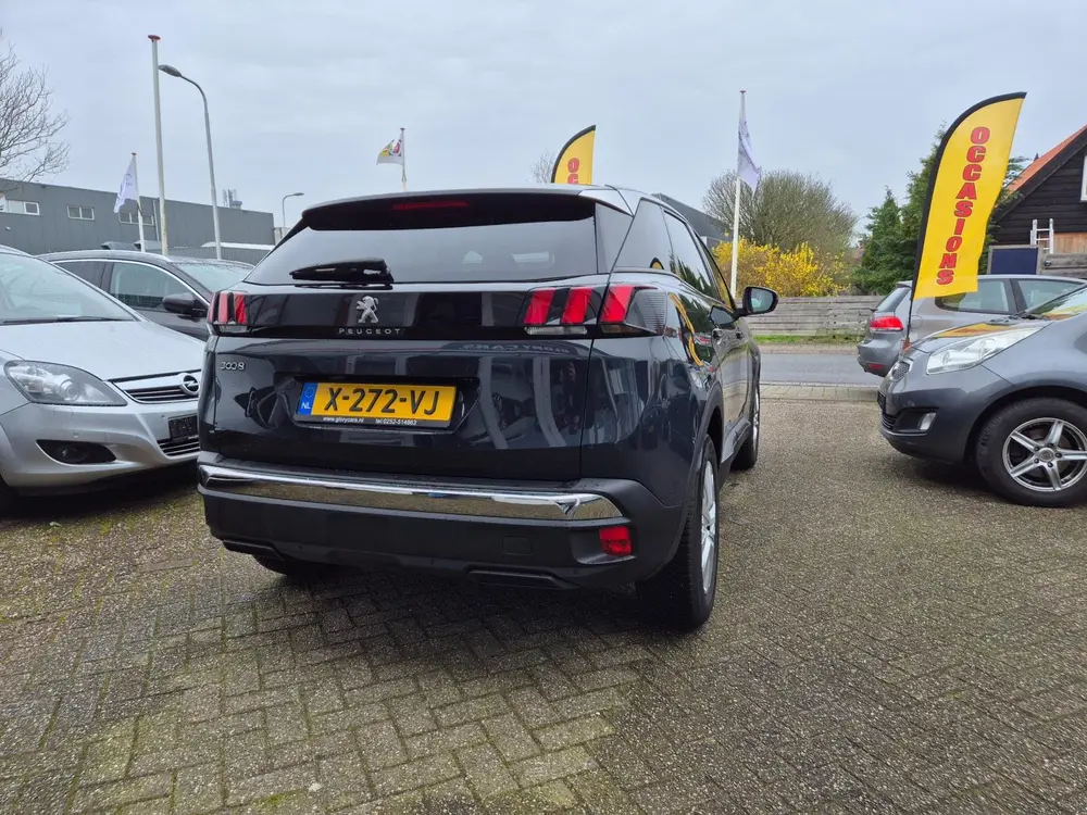 Peugeot 3008 1.2 PureTech Allure uit 2019, foto 9