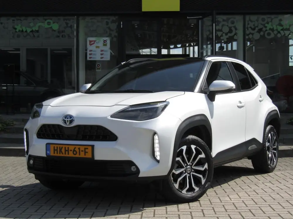 Toyota Yaris Cross 1.5 VVT-I Hybrid 116pk CVT Dynamic / Pano uit 2024