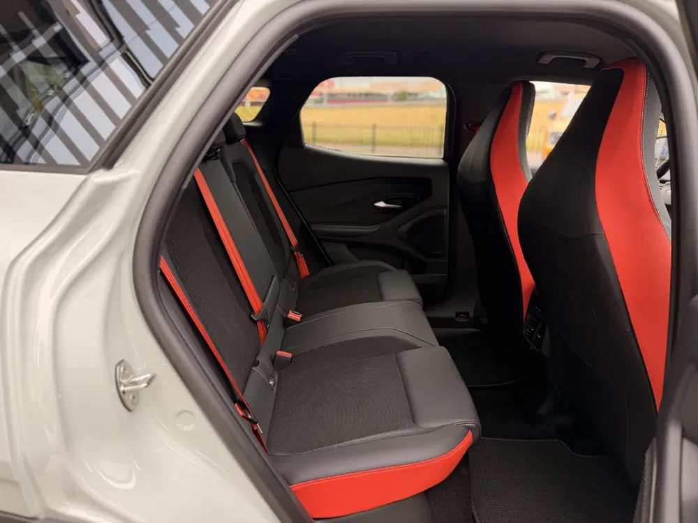 Ford Explorer Collection Extended Range RWD 79 kWh DRIVE uit 2026, foto 18