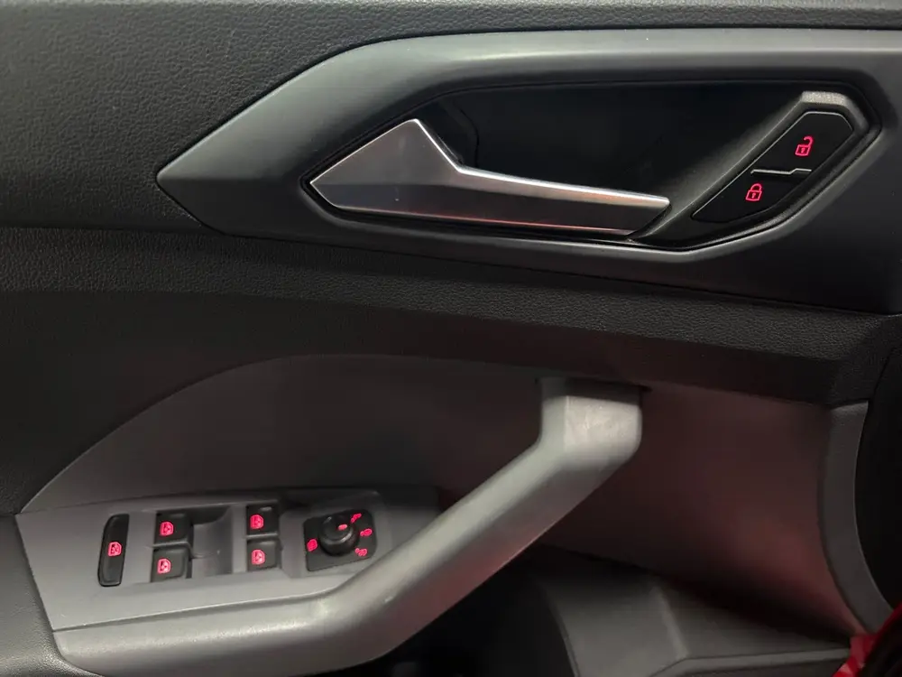 Volkswagen T-Cross 1.0 TSI Life Business, Trekhaak, Carplay uit 2021, foto 13