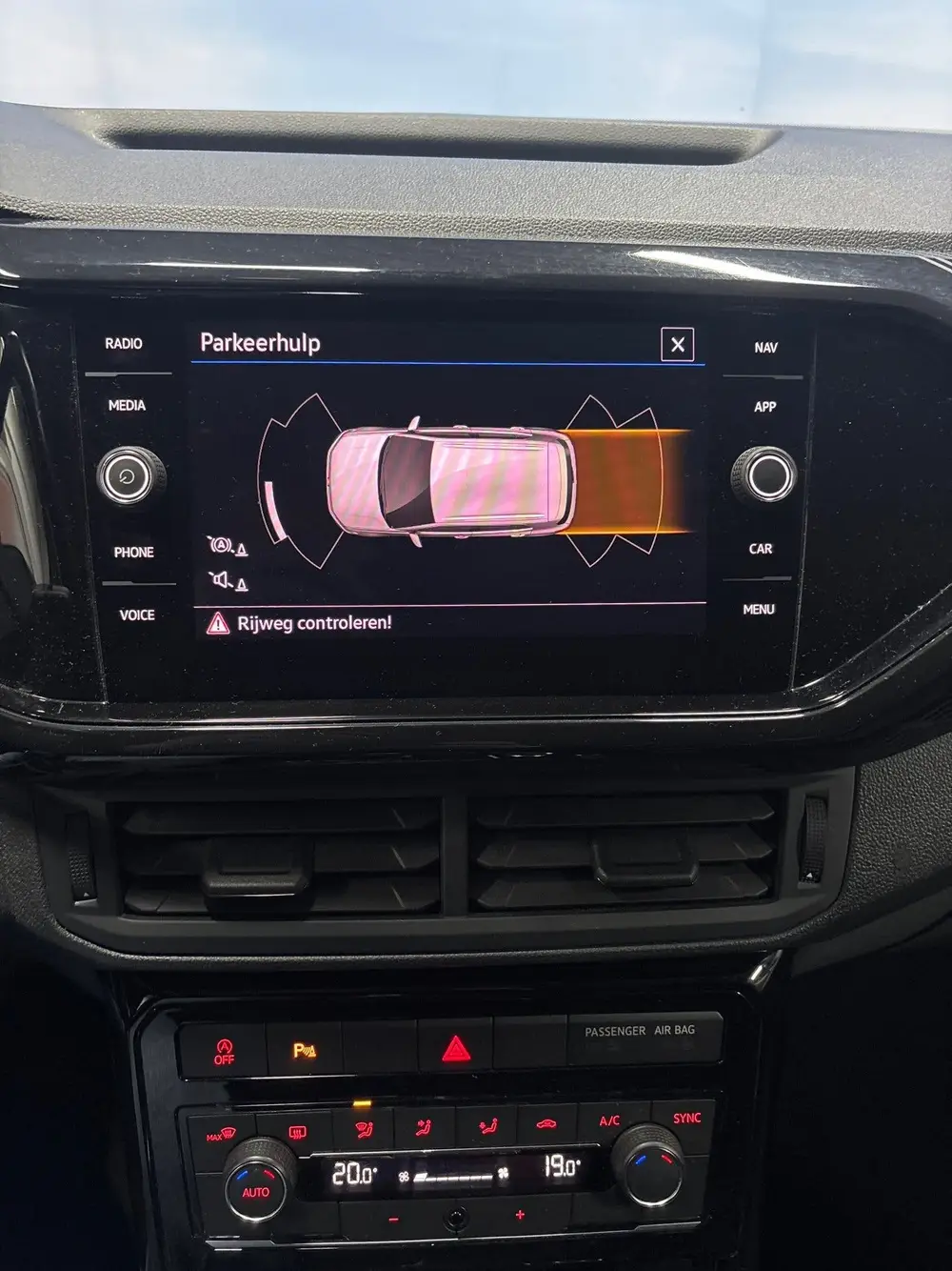 Volkswagen T-Cross 1.0 TSI Life Business, Trekhaak, Carplay uit 2021, foto 20