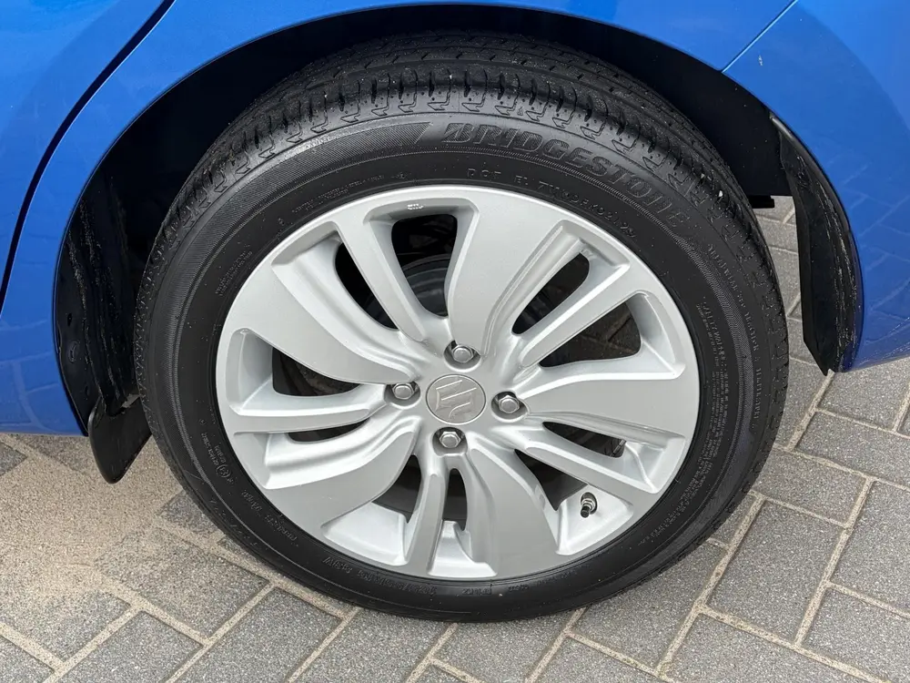Suzuki Swift 1.2 Select / Stoelverwarming / Airco / Achterui uit 2019, foto 11