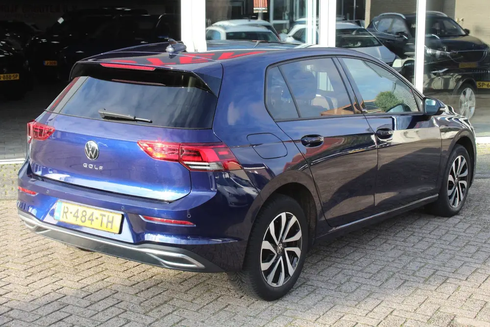 Volkswagen Golf 1.0 TSI Life Business (bj 2022) uit 2022, foto 2