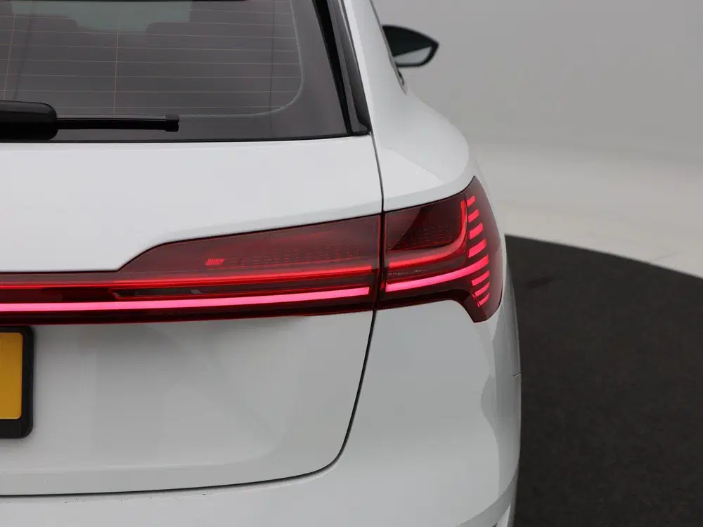 Audi e-tron 50 quattro Advanced edition Plus 71 kWh 31 uit 2022, foto 14