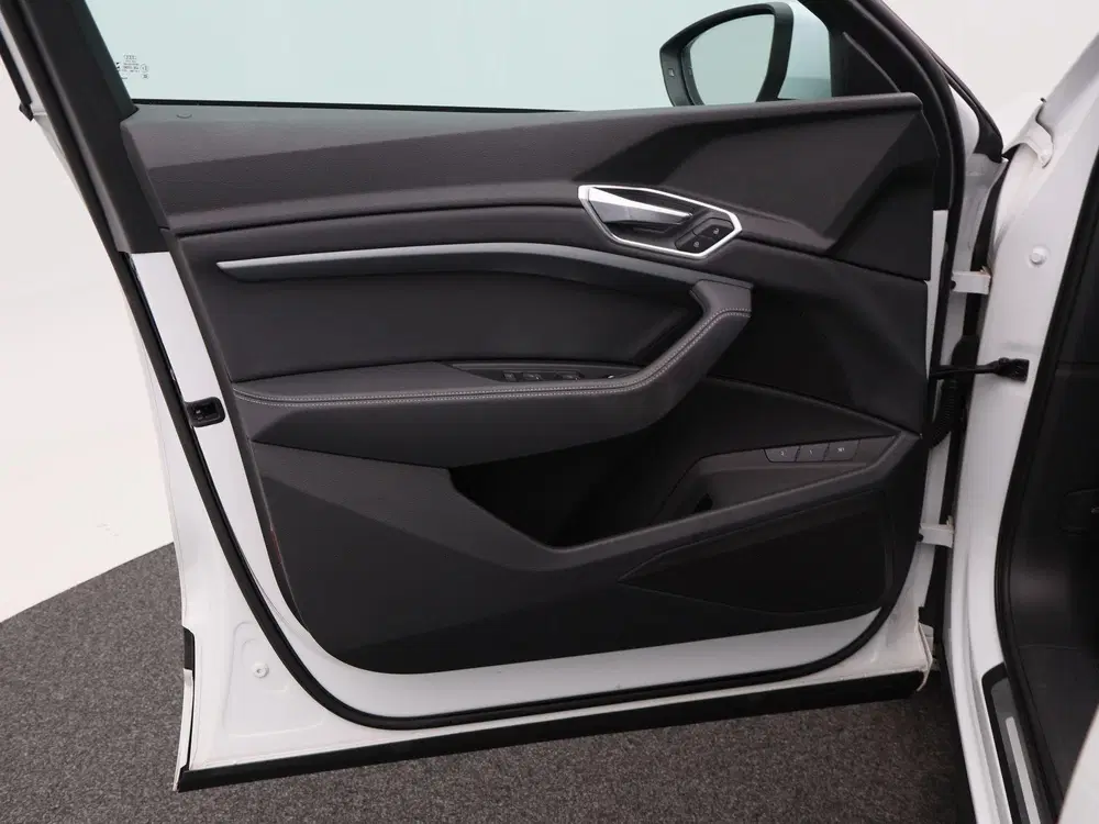 Audi e-tron 50 quattro Advanced edition Plus 71 kWh 31 uit 2022, foto 18