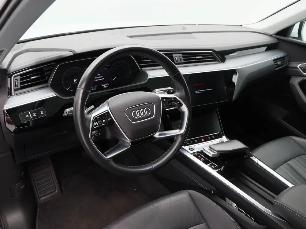 Audi e-tron 50 quattro Advanced edition Plus 71 kWh 31 uit 2022, foto 4