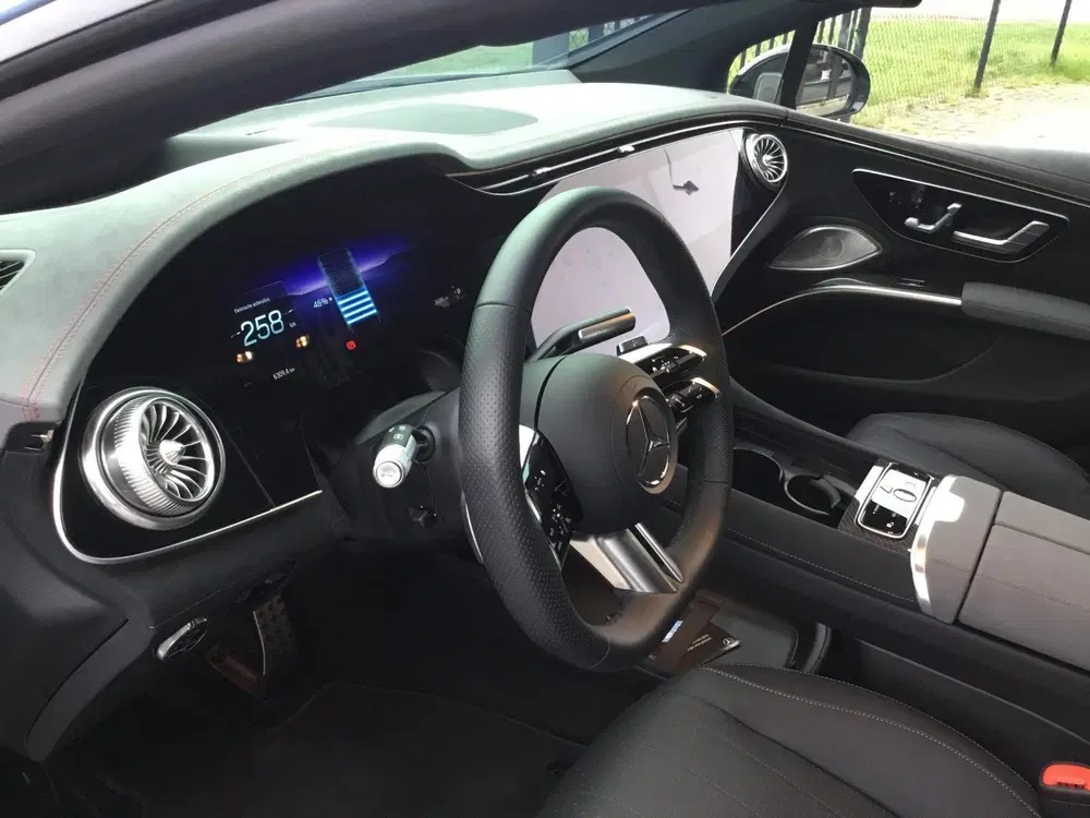 Mercedes-Benz EQS 450 4MATIC AMG Line 108 kWh uit 2024, foto 16