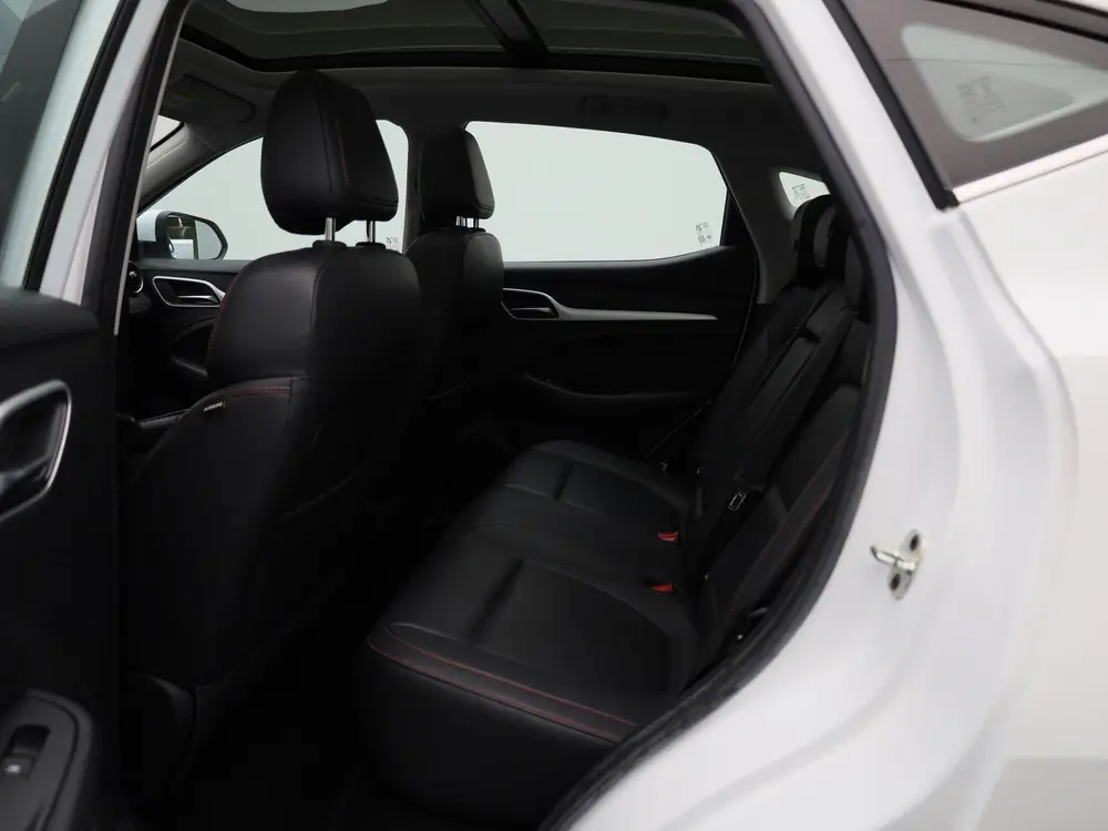 MG ZS EV Standard Range Luxury 50 kWh | Apple Carplay/Androi uit 2022, foto 11