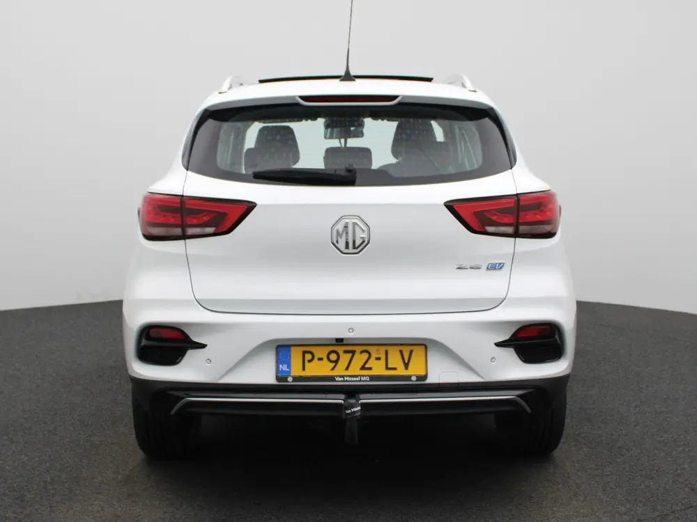 MG ZS EV Standard Range Luxury 50 kWh | Apple Carplay/Androi uit 2022, foto 6