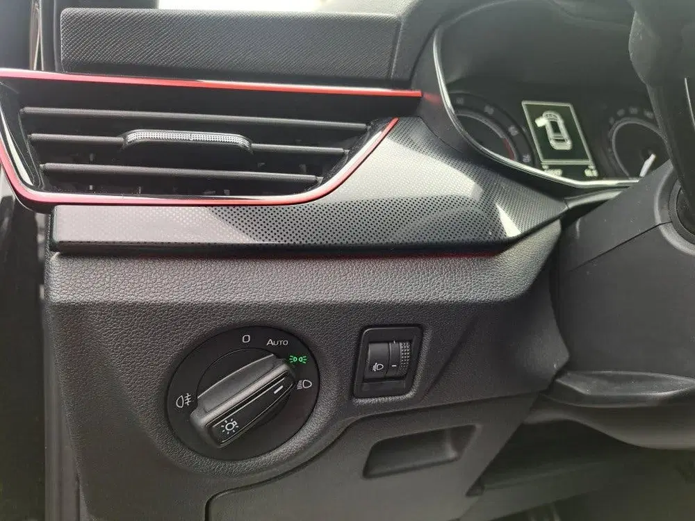 Skoda Kamiq 1.0 TSI 110 Pk Sport Business Clima Pdc 6 uit 2023, foto 12