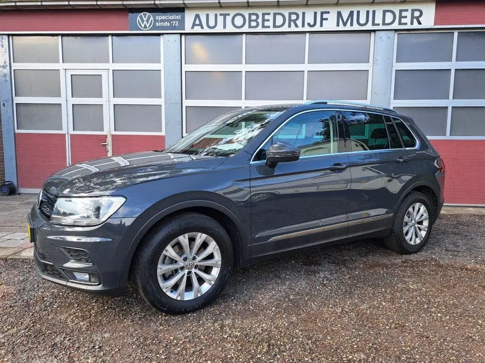 Volkswagen TIGUAN 1.5 TSI ACT 150 Pk Highline Bs. Panodak Ds uit 2020