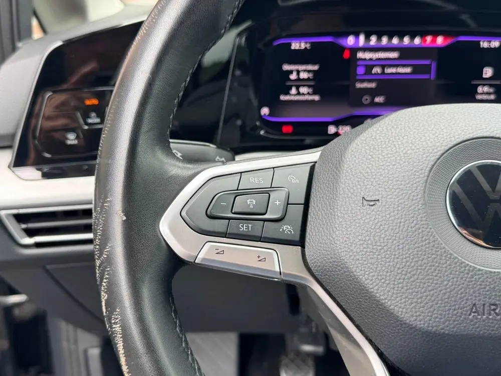Volkswagen Golf 1.0 TSI | Life Business 5-Drs | Navi | Camer uit 2022, foto 13