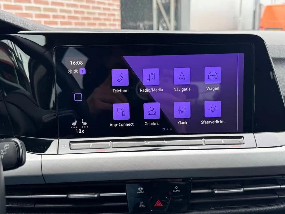 Volkswagen Golf 1.0 TSI | Life Business 5-Drs | Navi | Camer uit 2022, foto 16