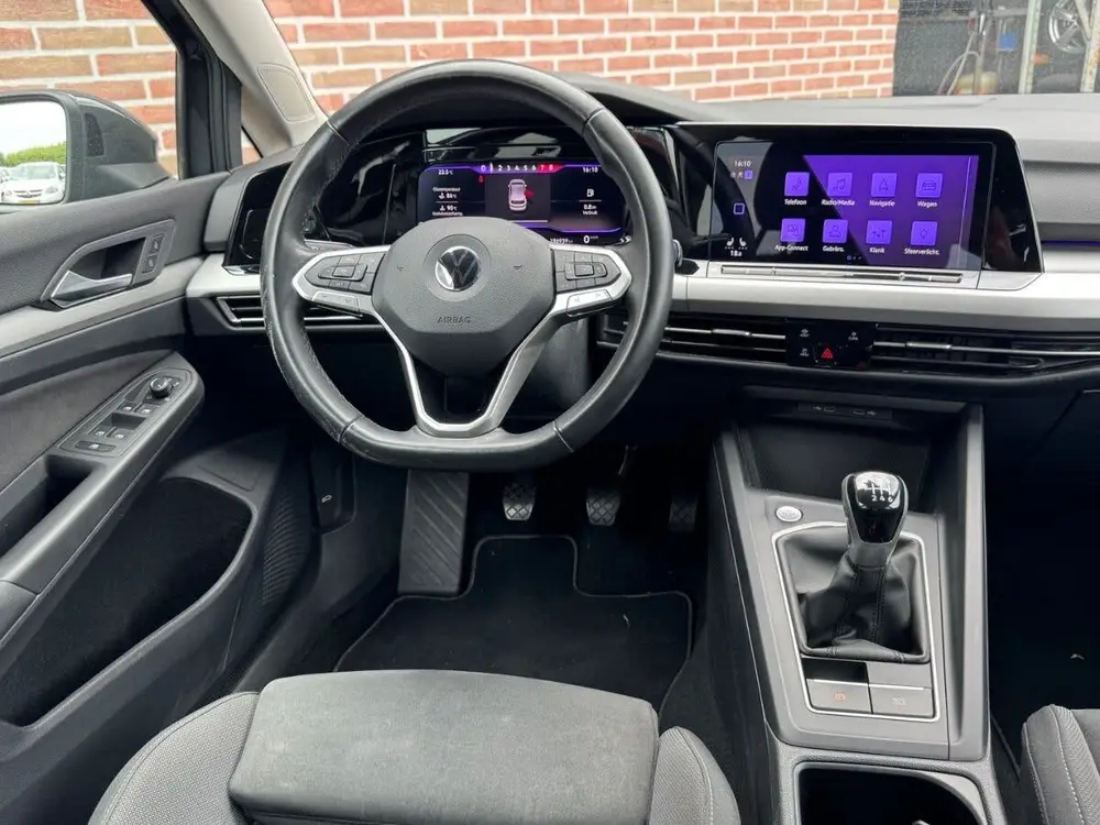 Volkswagen Golf 1.0 TSI | Life Business 5-Drs | Navi | Camer uit 2022, foto 3