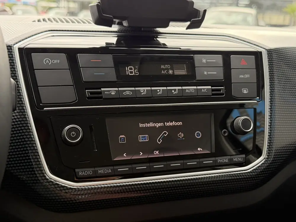 Volkswagen Up! 1.0 Climate Control Cruise Control Lichtmetal uit 2023, foto 15