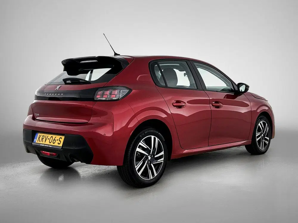 Peugeot 208 1.2 100pk AUT. Allure NAVI & CARPLAY uit 2022, foto 5