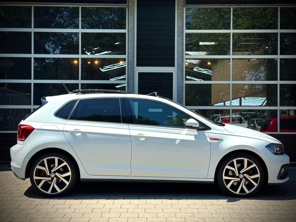 Volkswagen POLO 2.0 TSI GTI | PANO | DSG | CAM | VIRTUAL | uit 2019, foto 2
