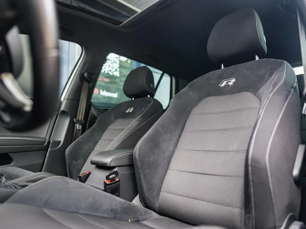 Volkswagen Golf 7.5 2.0 TSI 4Motion R | Pano | Virtual | Cam uit 2019, foto 6