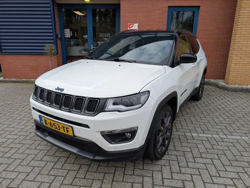 Jeep Compass 4xe 240 Plug-in Hybrid Electric S,Trekhaak,Lane uit 2021