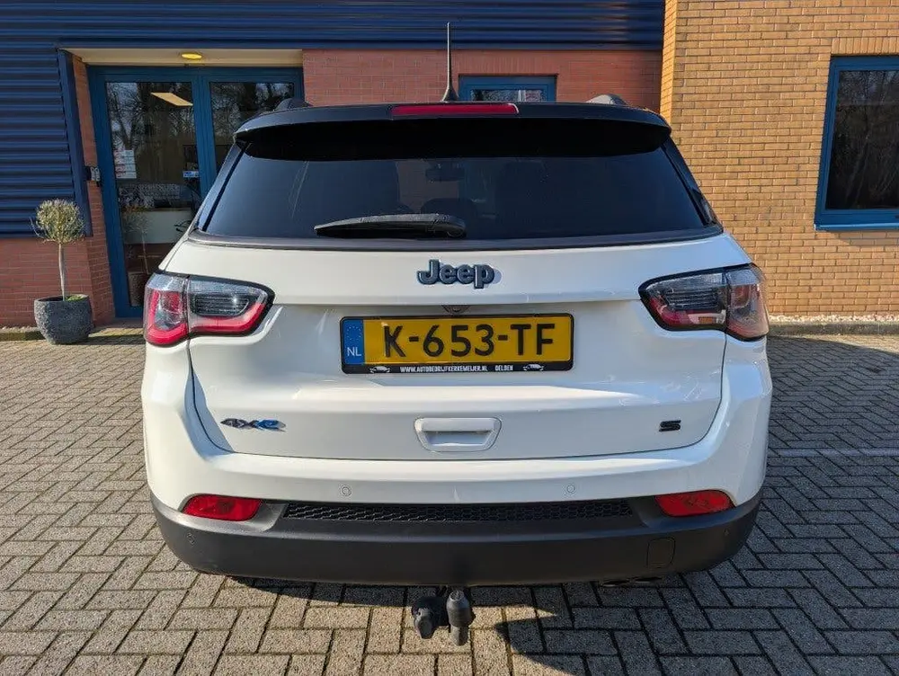 Jeep Compass 4xe 240 Plug-in Hybrid Electric S,Trekhaak,Lane uit 2021, foto 6