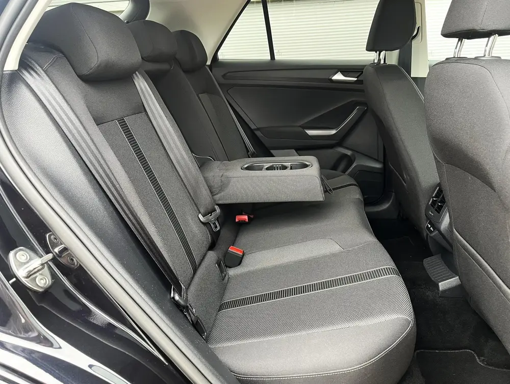 Volkswagen T-Roc 1.0 TSI 110pk Life | Camera | App Connect | uit 2022, foto 16