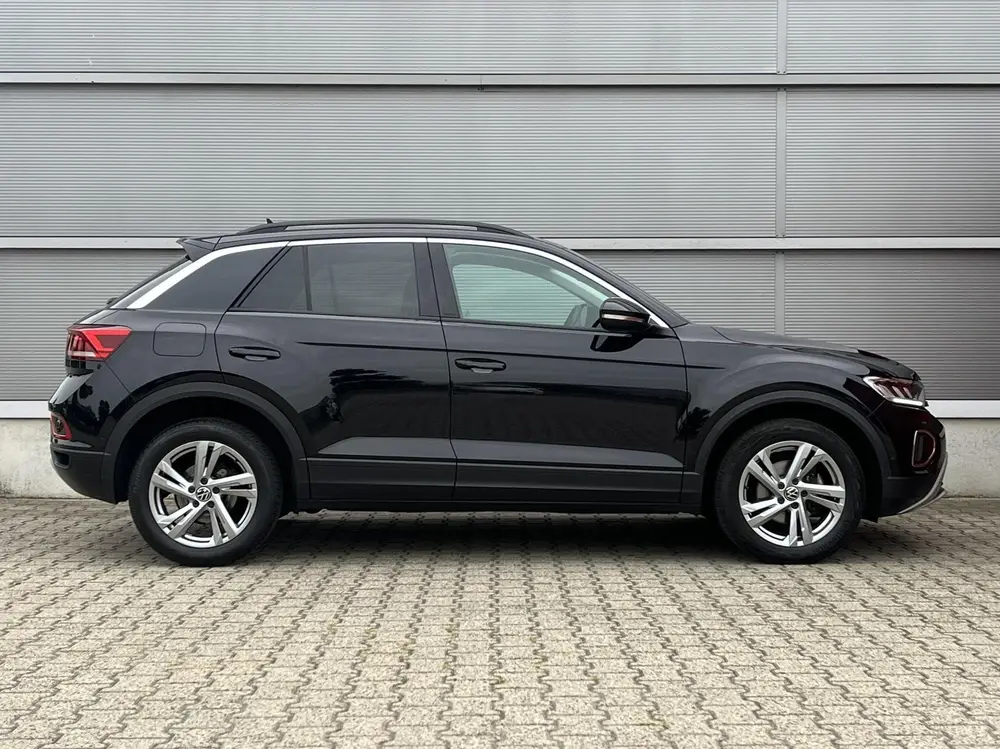 Volkswagen T-Roc 1.0 TSI 110pk Life | Camera | App Connect | uit 2022, foto 3