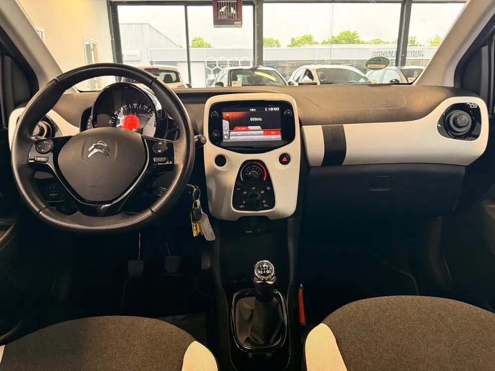 Citroën C1 Citroen C1 1.0 VTi Urban Ride I CAMERA I NAVI I CarPlay I uit 2019, foto 10