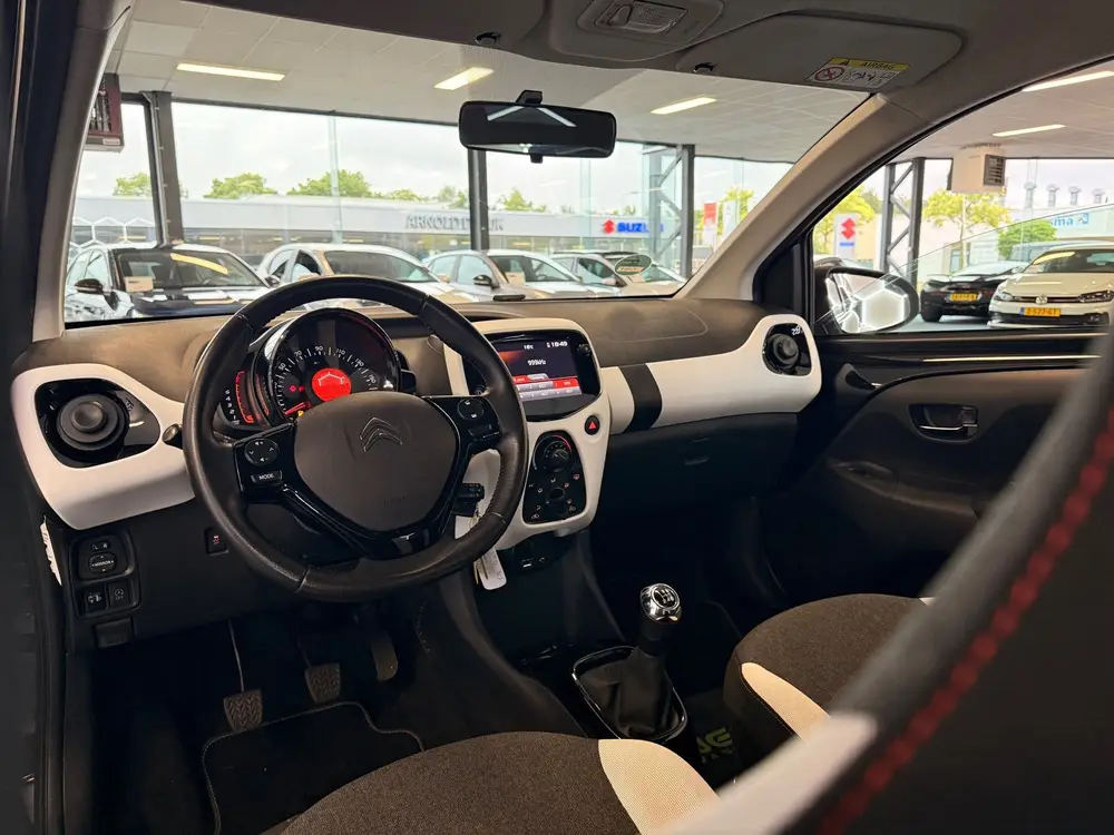 Citroën C1 Citroen C1 1.0 VTi Urban Ride I CAMERA I NAVI I CarPlay I uit 2019, foto 11