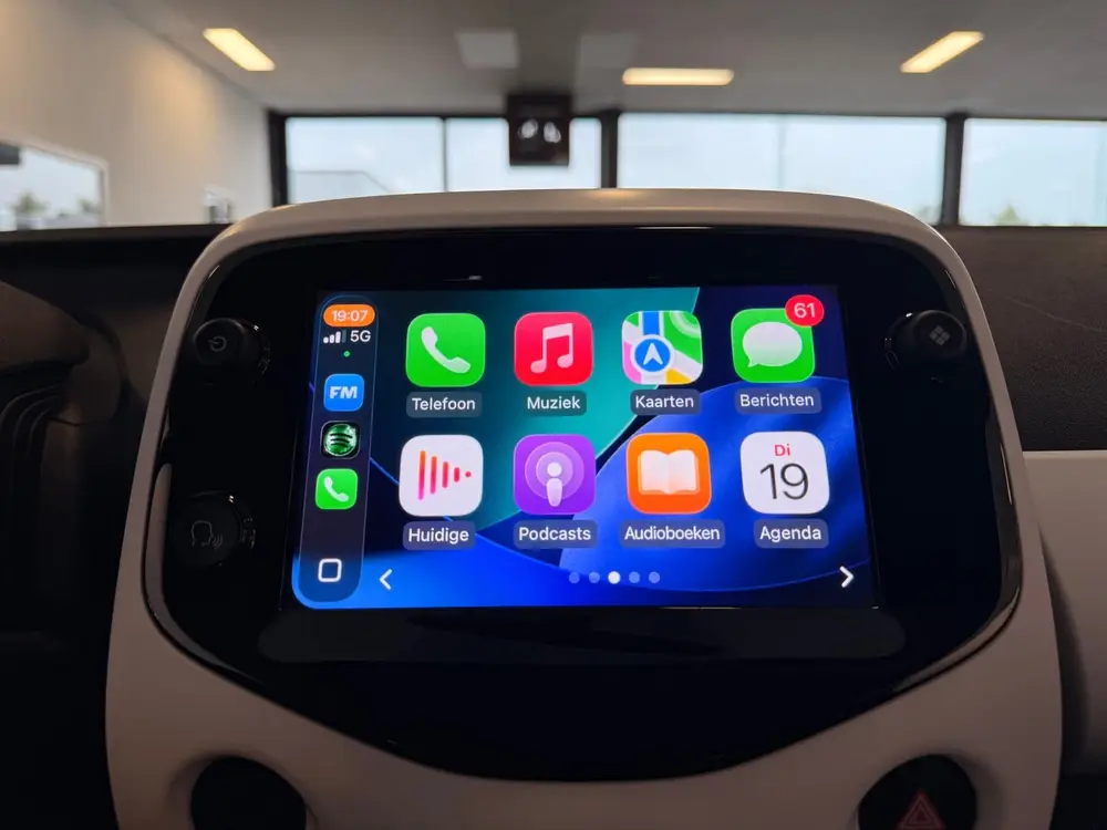 Citroën C1 Citroen C1 1.0 VTi Urban Ride I CAMERA I NAVI I CarPlay I uit 2019, foto 19