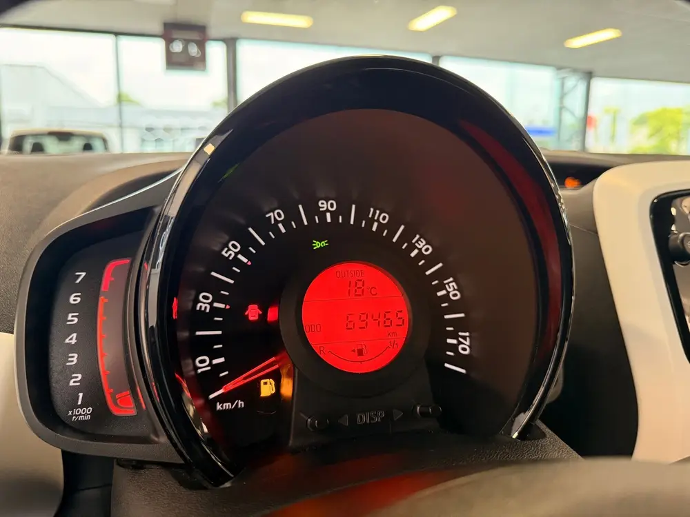 Citroën C1 Citroen C1 1.0 VTi Urban Ride I CAMERA I NAVI I CarPlay I uit 2019, foto 9