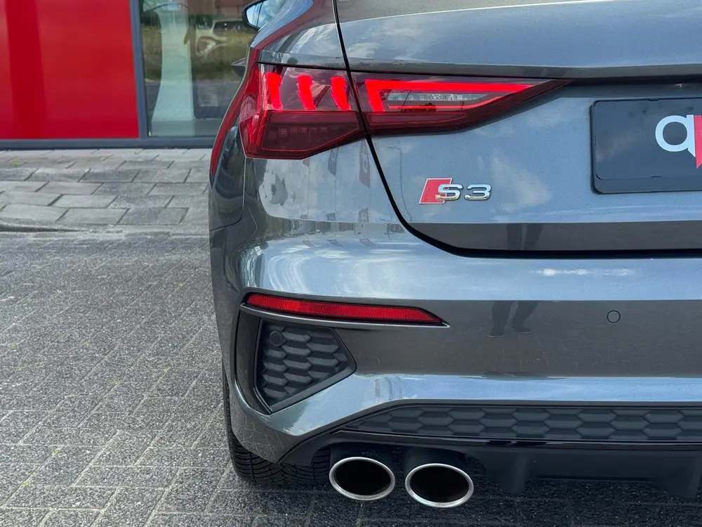 Audi A3 2.0 TFSI S3 quattro Edition One Vol uit 2021, foto 6