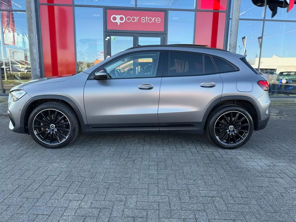 Mercedes-Benz GLA 250 e Business Solution AMG Limited uit 2021, foto 6