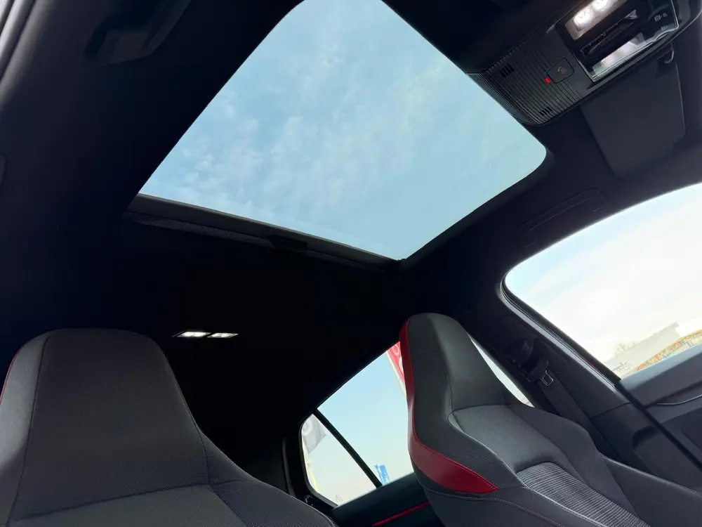 Volkswagen GOLF 2.0 TSI GTI Panorama | Keyless | Stoel verw uit 2021, foto 15