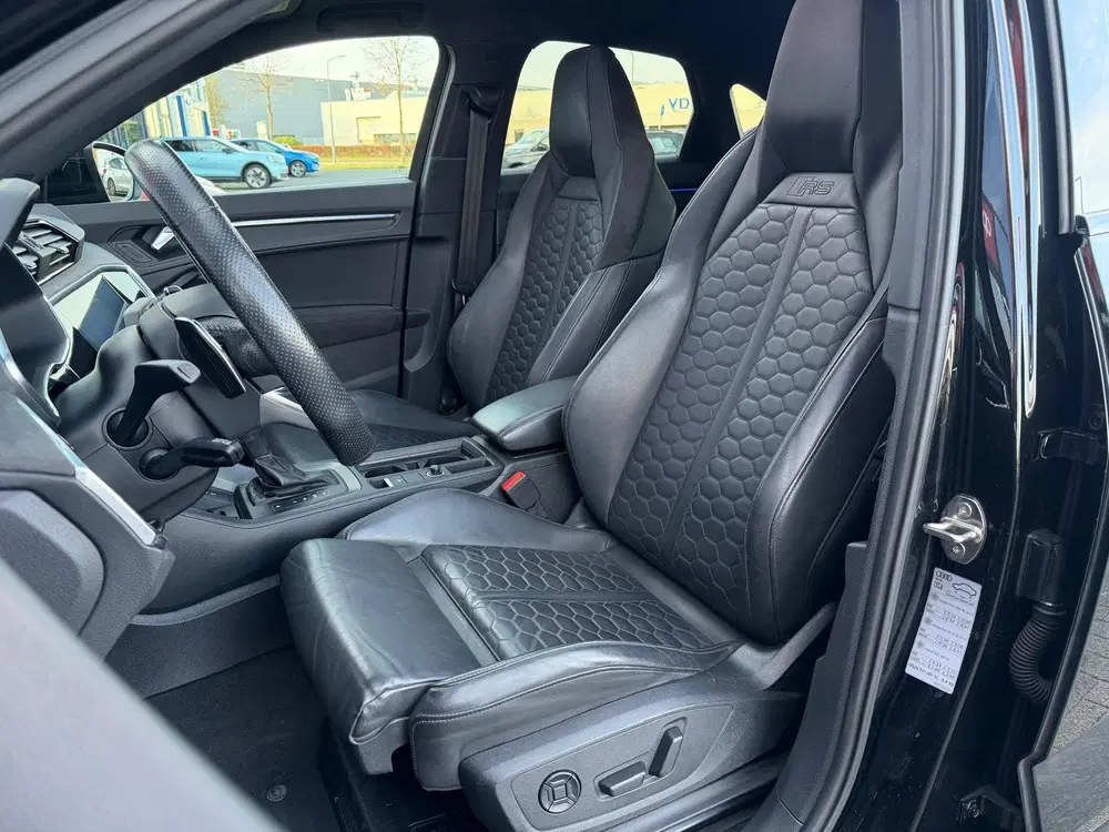 Audi RS Q3 TFSI Panorama uit 2021, foto 14