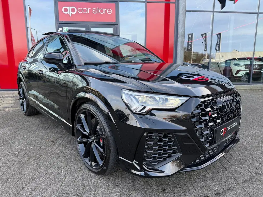 Audi RS Q3 TFSI Panorama uit 2021, foto 3