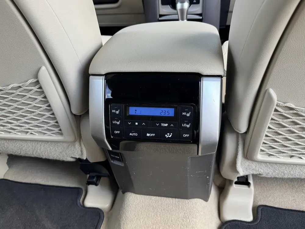 Toyota Land Cruiser 2.8 D-4D PROFESSIONAL 7-PERS I ORIGINEEL uit 2019, foto 13