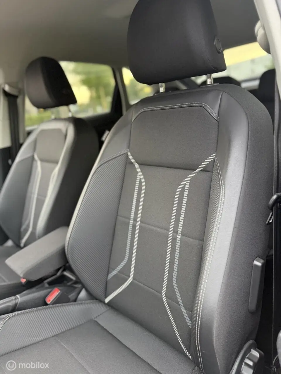 Volkswagen Taigo 1.0 TSI Style DSG IQ ACC AMBIENT BEATS uit 2022, foto 14