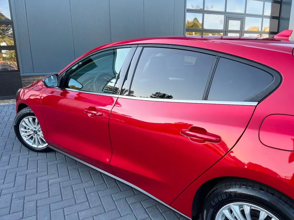 Ford Focus 1.0 EcoBoost Hybrid Titanium X Business NL uit 2021, foto 12