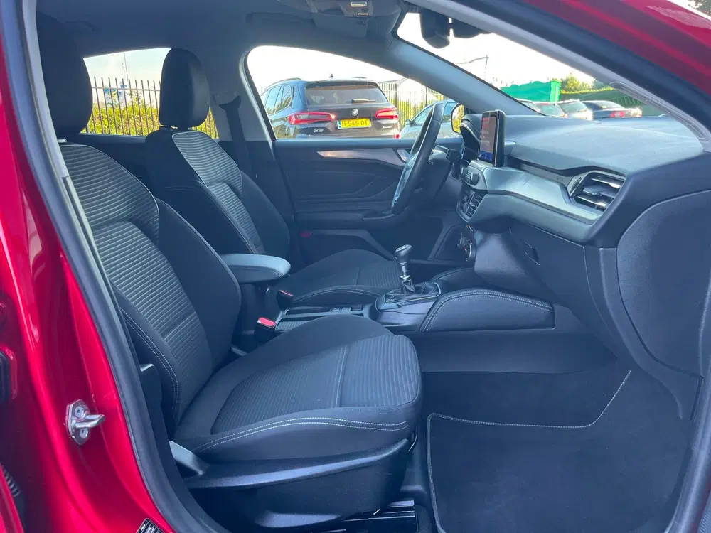 Ford Focus 1.0 EcoBoost Hybrid Titanium X Business NL uit 2021, foto 19