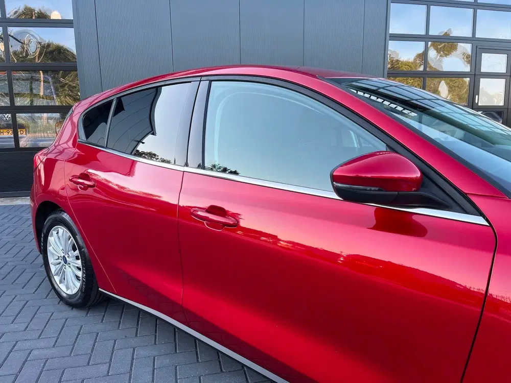 Ford Focus 1.0 EcoBoost Hybrid Titanium X Business NL uit 2021, foto 6