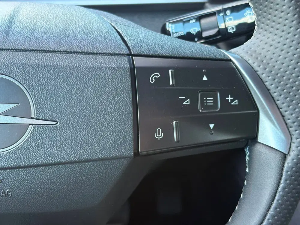 Opel Grandland 1.2 Turbo Hybrid GS 136pk Automaat uit 2025, foto 15