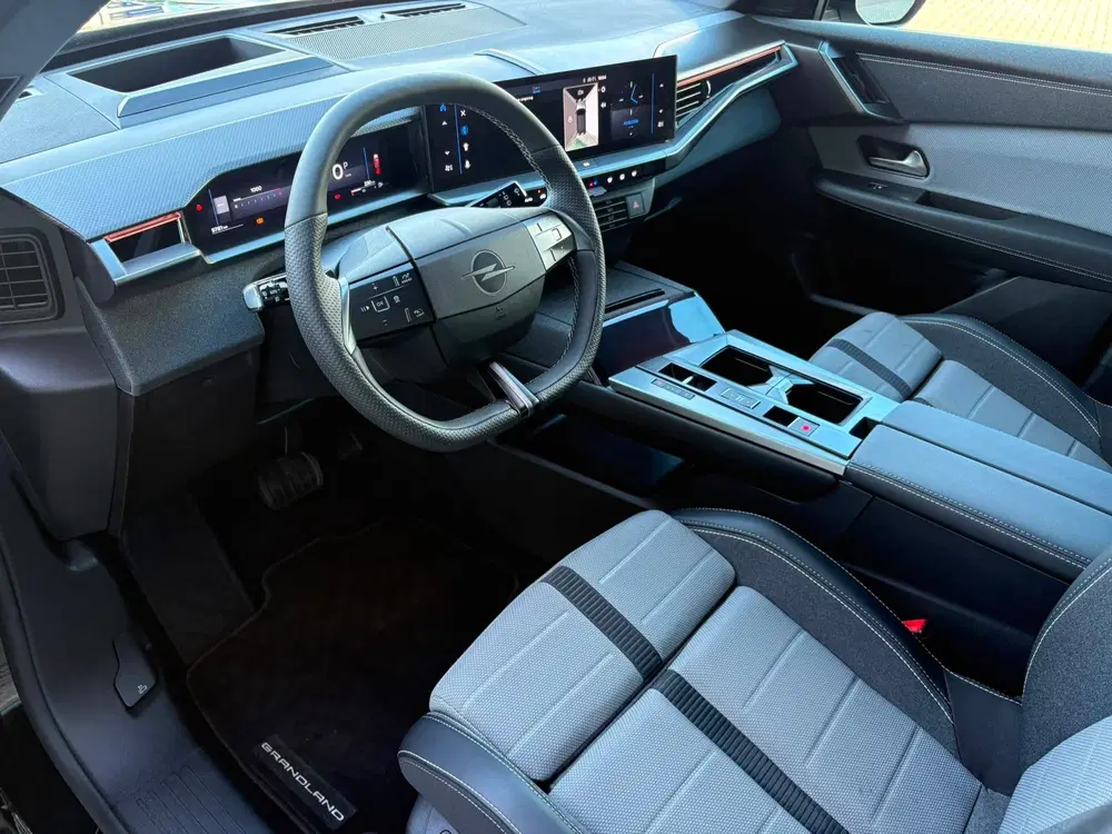 Opel Grandland 1.2 Turbo Hybrid GS 136pk Automaat uit 2025, foto 6